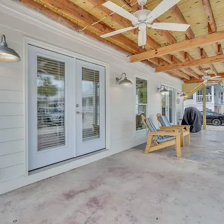 Brand New Tybee Beach Home: Walk To Beach